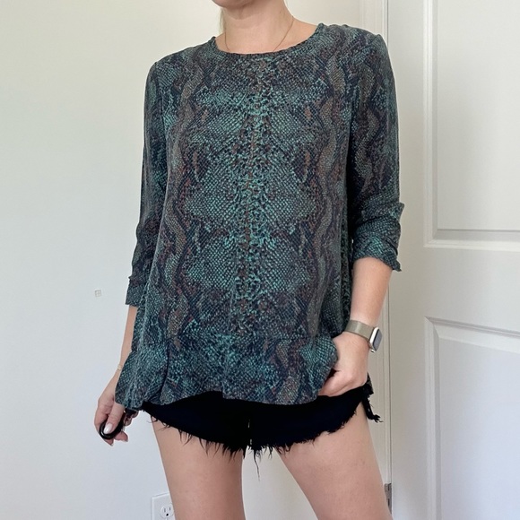 Snake Skin Printed 100% Silk Top - Picture 2 of 6